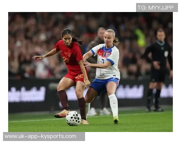 新疆女子足球队奋勇拼搏展现风采助力中国女足崛起与发展